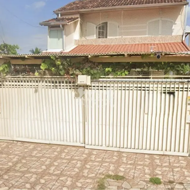 Casa à venda no Jardim Aruan - Caraguatatuba / SP - Cod. CA0294