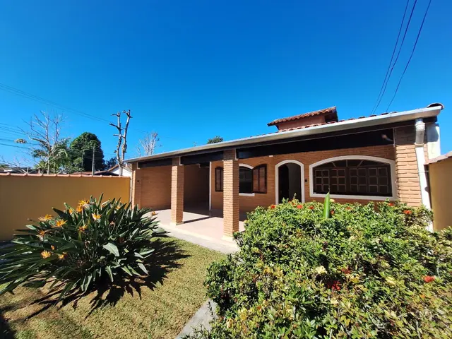 Casa à venda no Barranco Alto - Caraguatatuba / SP - Cod. CA2266