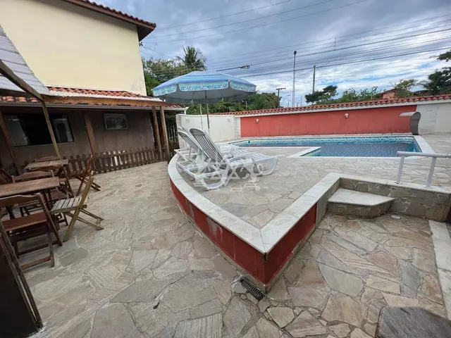 Sobrado à venda no Jardim Britânia - Caraguatatuba / SP - Cod. SO0036