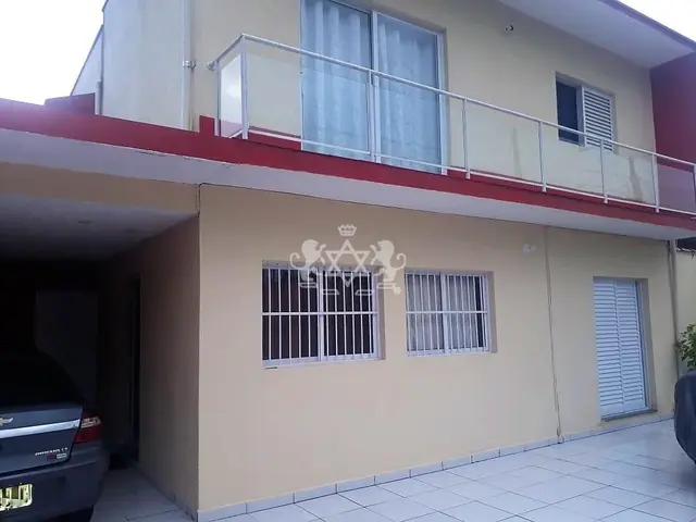 Sobrado à venda no Jardim Britânia - Caraguatatuba / SP - Cod. SO0019