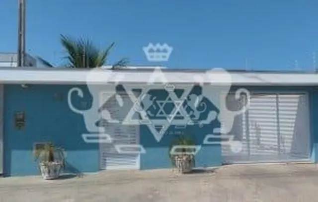 Casa à venda no Jardim Britânia - Caraguatatuba / SP - Cod. CA0188