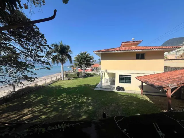 Sobrado à venda no São Francisco da Praia - São Sebastião / SP - Cod. SO0167