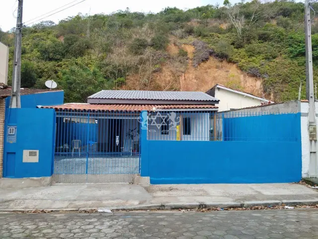 Casa à venda na Martim de Sá - Caraguatatuba / SP - Cod. CA0212