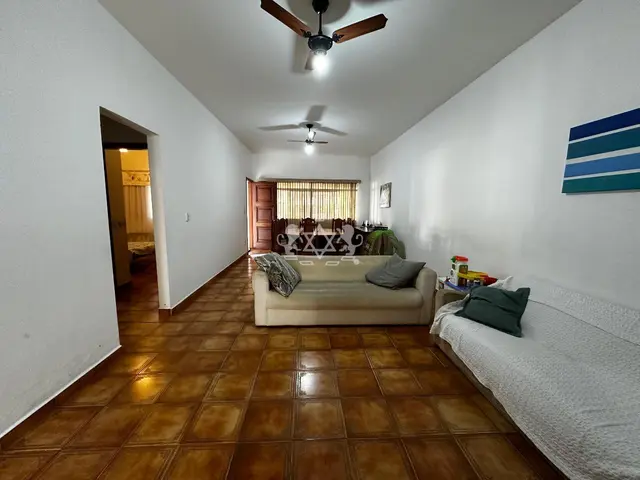 Casa à venda no Centro - Caraguatatuba / SP - Cod. CA0103