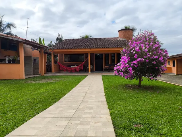 Casa à venda na Enseada - São Sebastião / SP - Cod. CA2257