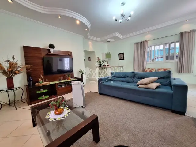 Casa à venda no Massaguaçu - Caraguatatuba / SP - Cod. CA0113