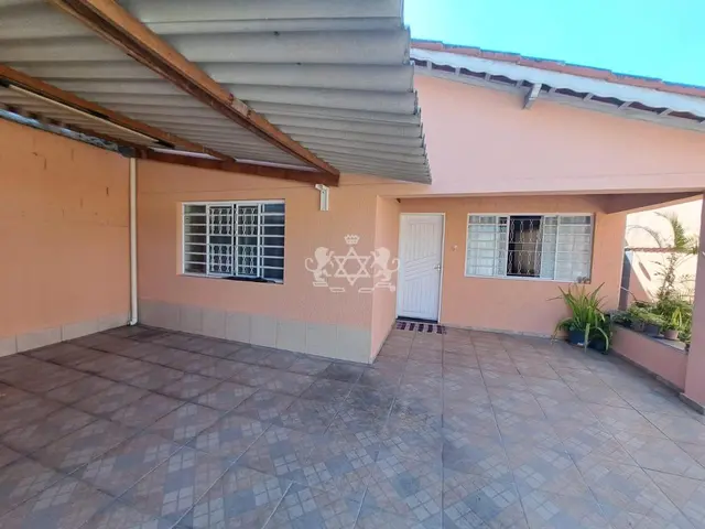Casa à venda no Centro - Caraguatatuba / SP - Cod. CA0303