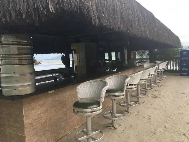 Apartamento Frente ao Mar – Pé na Areia – Prainha / Condomínio Costa Esmeralda — foto 18