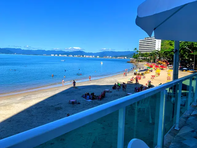 Apartamento Frente ao Mar – Pé na Areia – Prainha / Condomínio Costa Esmeralda — foto 15