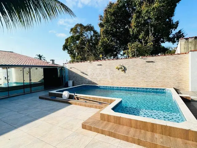 Casa à venda na Praia das Palmeiras - Caraguatatuba / SP - Cod. CA2197