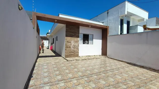 Casa 02 DORMITÓRIOS (sendo 02 suítes), com PISCINA, à VENDA, Morro do Algodão, Próximo ao Clube Ilha Morena - Aceita financiamento - Caraguatatuba, SP