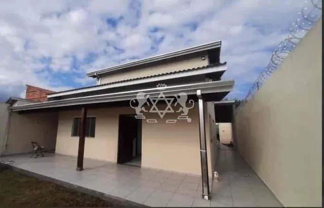 Casa à venda em Golfinhos - Caraguatatuba / SP - Cod. CA0402