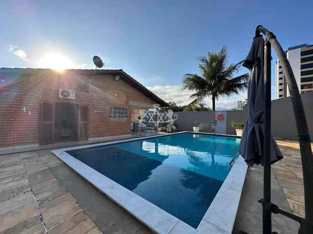 Casa à venda no Jardim Aruan - Caraguatatuba / SP - Cod. CA0274