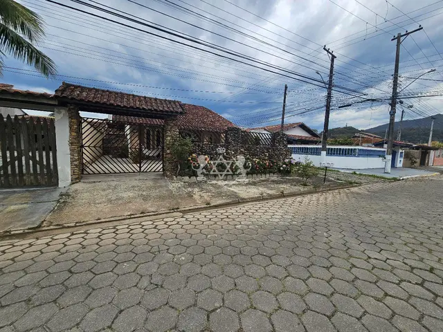 Sobrado à venda na Martim de Sá - Caraguatatuba / SP - Cod. SO0133