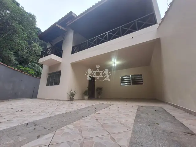 Sobrado à venda no Jardim Terralão - Caraguatatuba / SP - Cod. SO0241