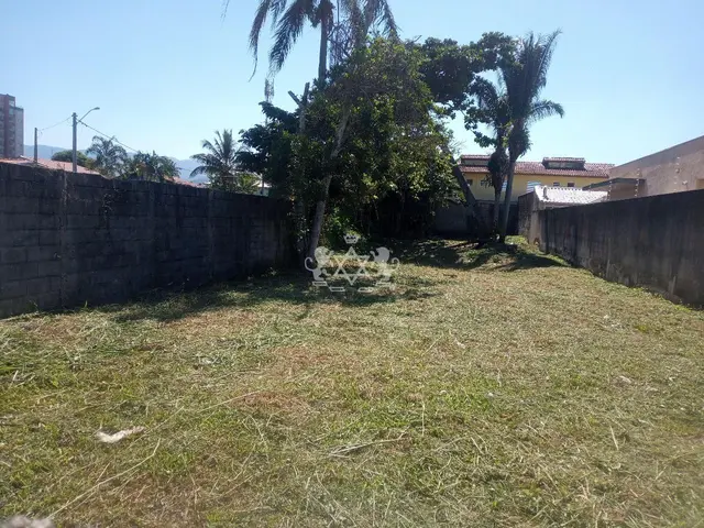 Terreno à venda na Praia das Palmeiras - Caraguatatuba / SP - Cod. TE0045