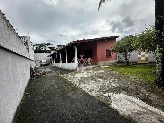 Casa à venda no Jardim Terralão - Caraguatatuba / SP - Cod. CA0044