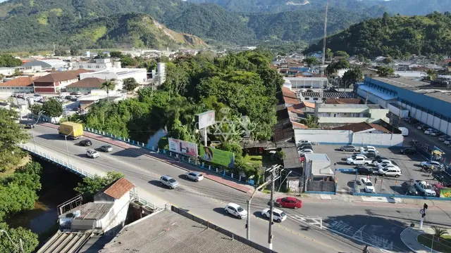 Terreno à venda no Centro - Caraguatatuba / SP - Cod. TE0126